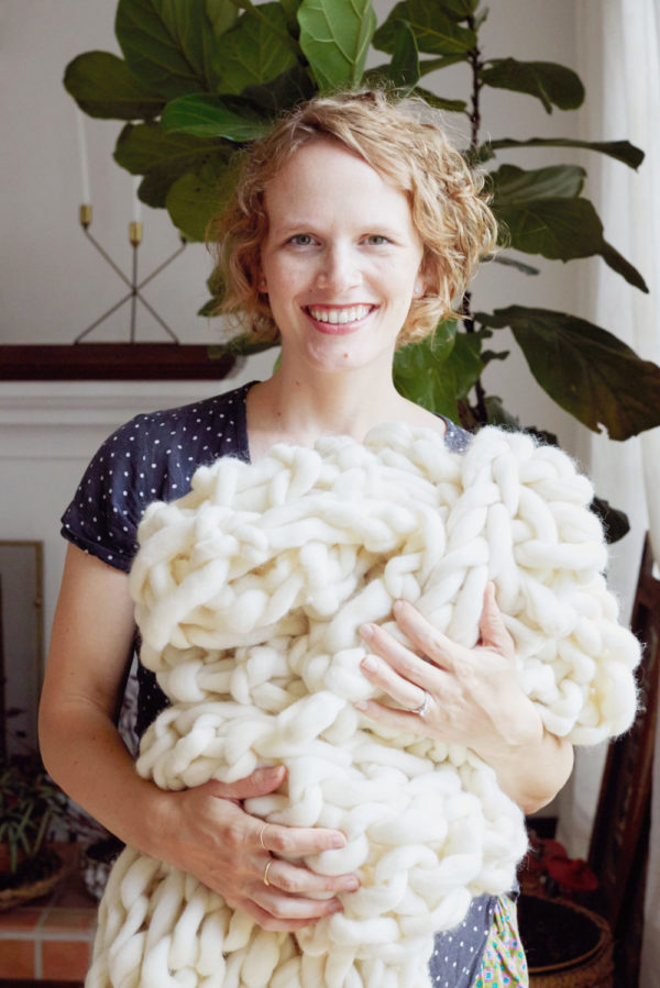 March 2016 Workshop: Elise Joy - Arm Knitting
