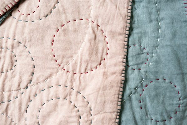 Explore hand quilting with artist Elise Cripe in a new Rose & Steel colorway