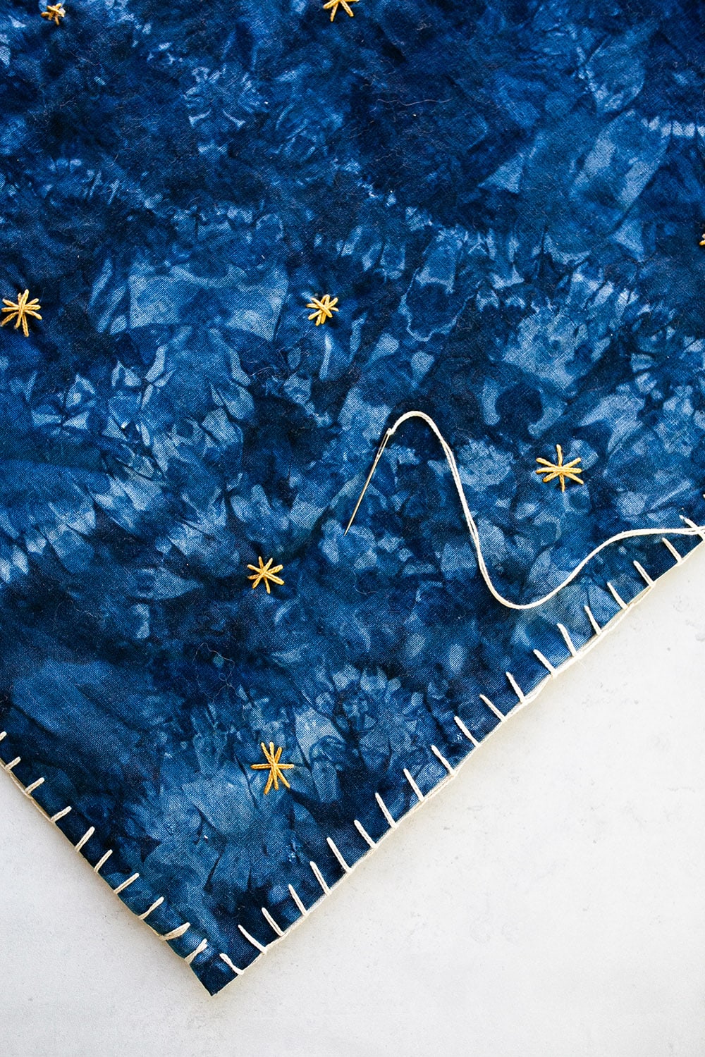 Explore hand quilting with artist Elise Cripe in a new Indigo & Starry Night colorway