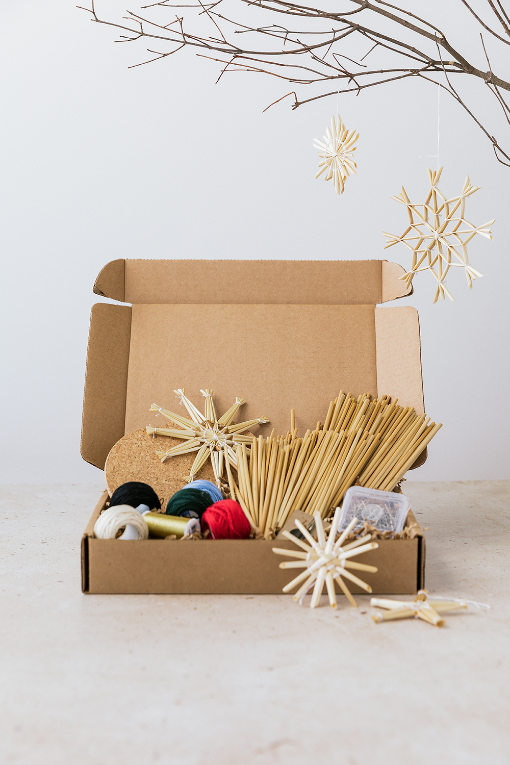 New Crafters Box: Strohsterne Straw Stars — Hello Hydrangea