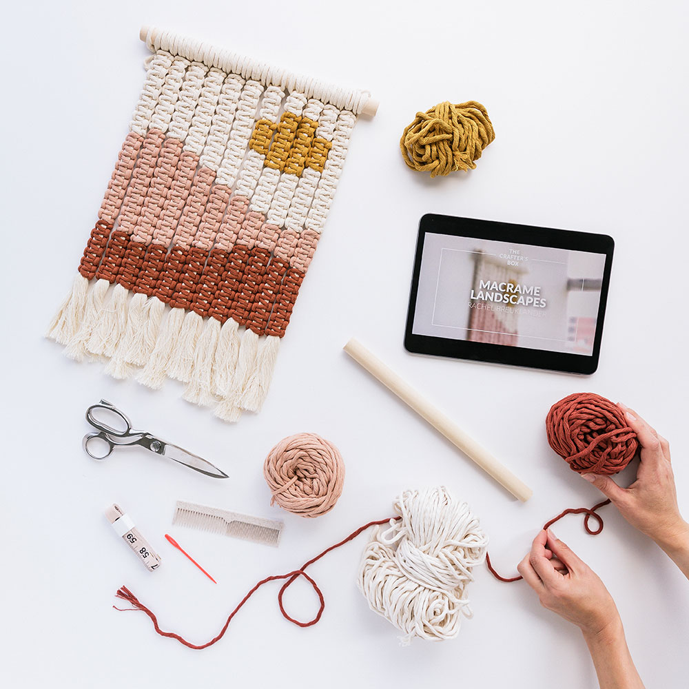 Macrame Wall Hanging Workshop – Assembly: gather + create