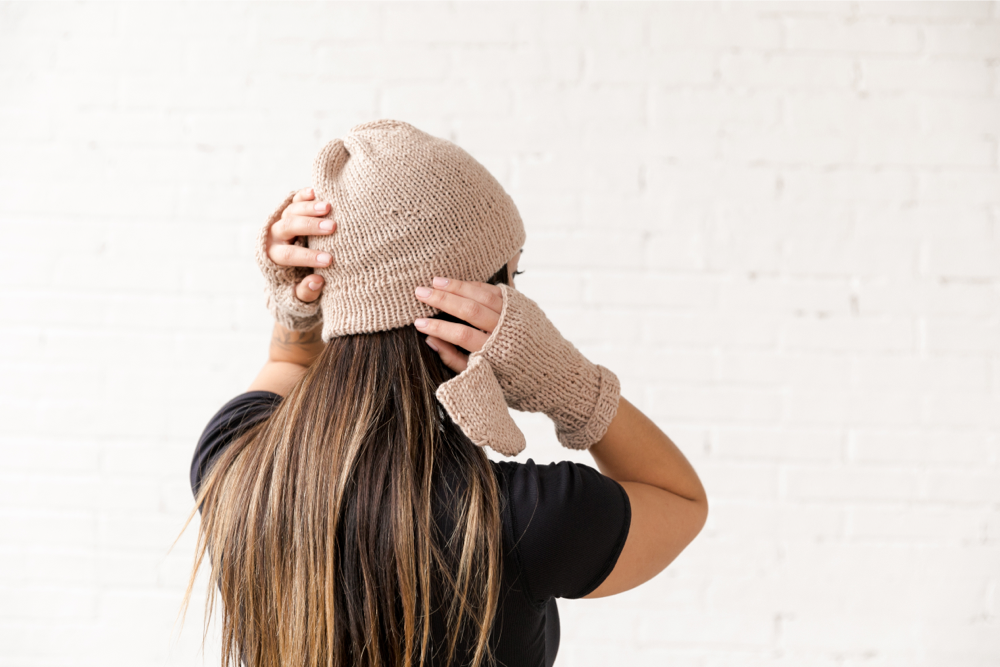 Cashmere Knit Beanie & Mittens | Jewell Washington The Crafter's Box