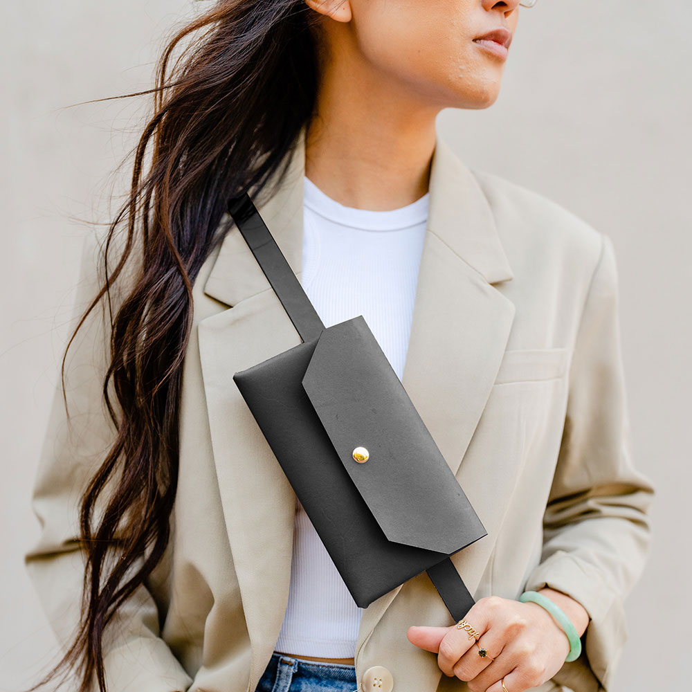 Black Leather Belt Bag | Ellie Lum of Klum House | The Crafter's Box