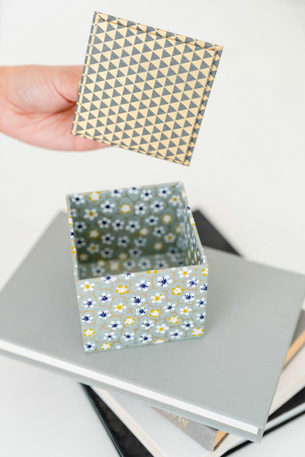 Box Making: Lidded Box with Artisan Paper