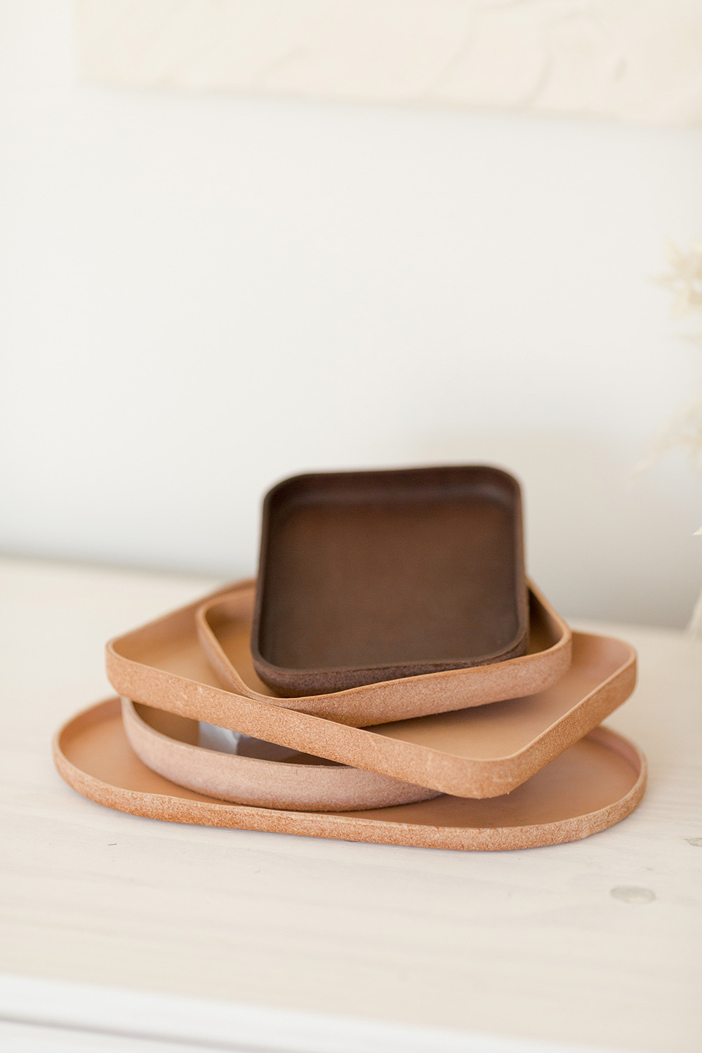 Wet Molding Veg Tanned Leather: An Easy Tutorial – Weaver Leather