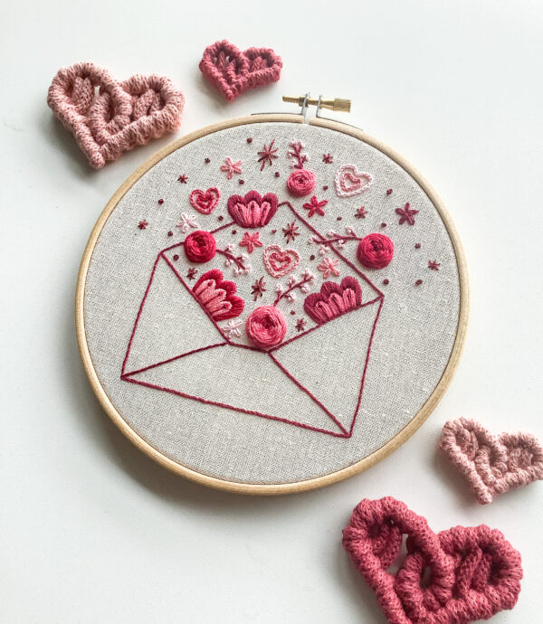 Sending Love Embroidery Digital Pattern by Beatrice Gessa | Crafter