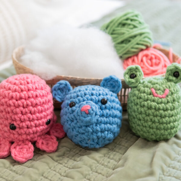 Friends & Siblings Kit: Amigurumi Crochet