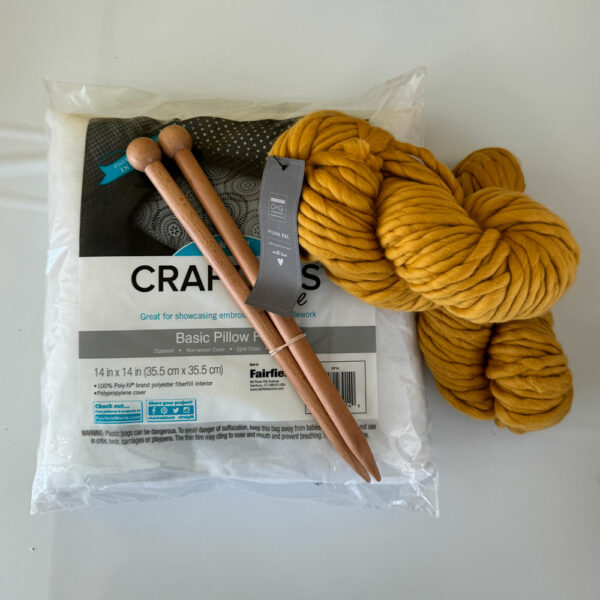 Gently Used Kit: Oversized Yarn Knitting