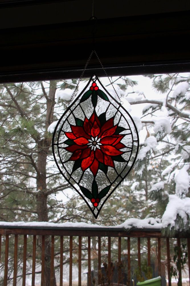 Poinsettias Stained Glass Digital Pattern by Glassy Leaf Studio | Crafter