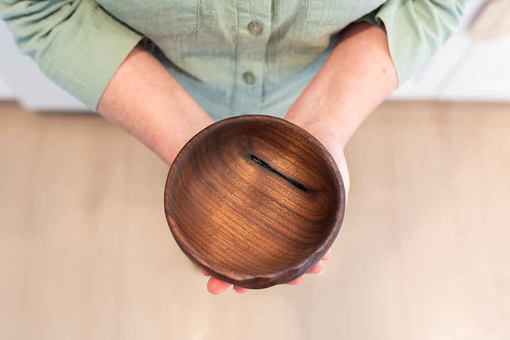 2025-04_Cecilia_Bencomo_Wood_Power_Carving_123_1000
