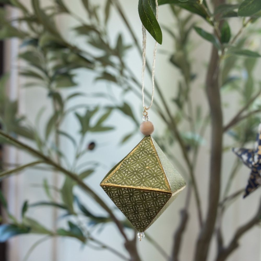 Modular Origami Art Workshop | Julie Z.X. | Crafter