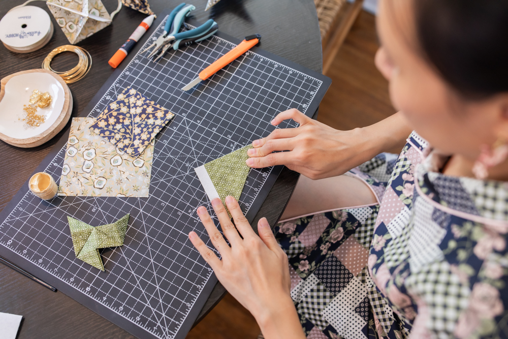 Modular Origami Art Workshop | Julie Z.X. | Crafter