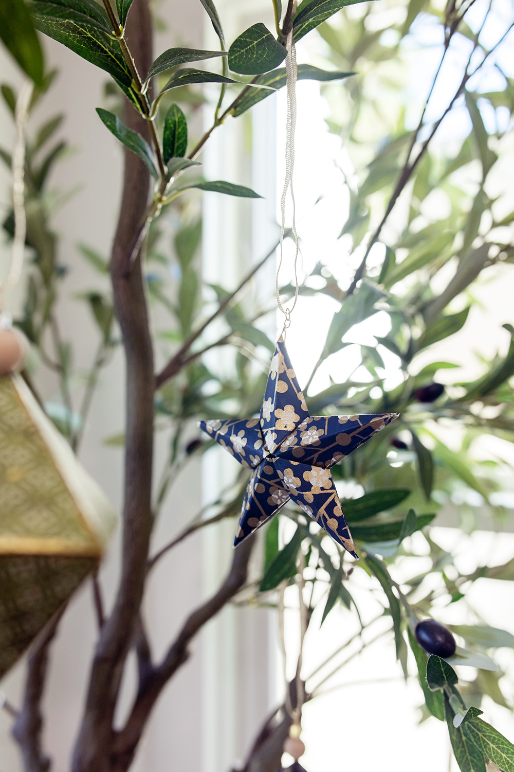 Modular Origami Art Workshop | Julie Z.X. | Crafter