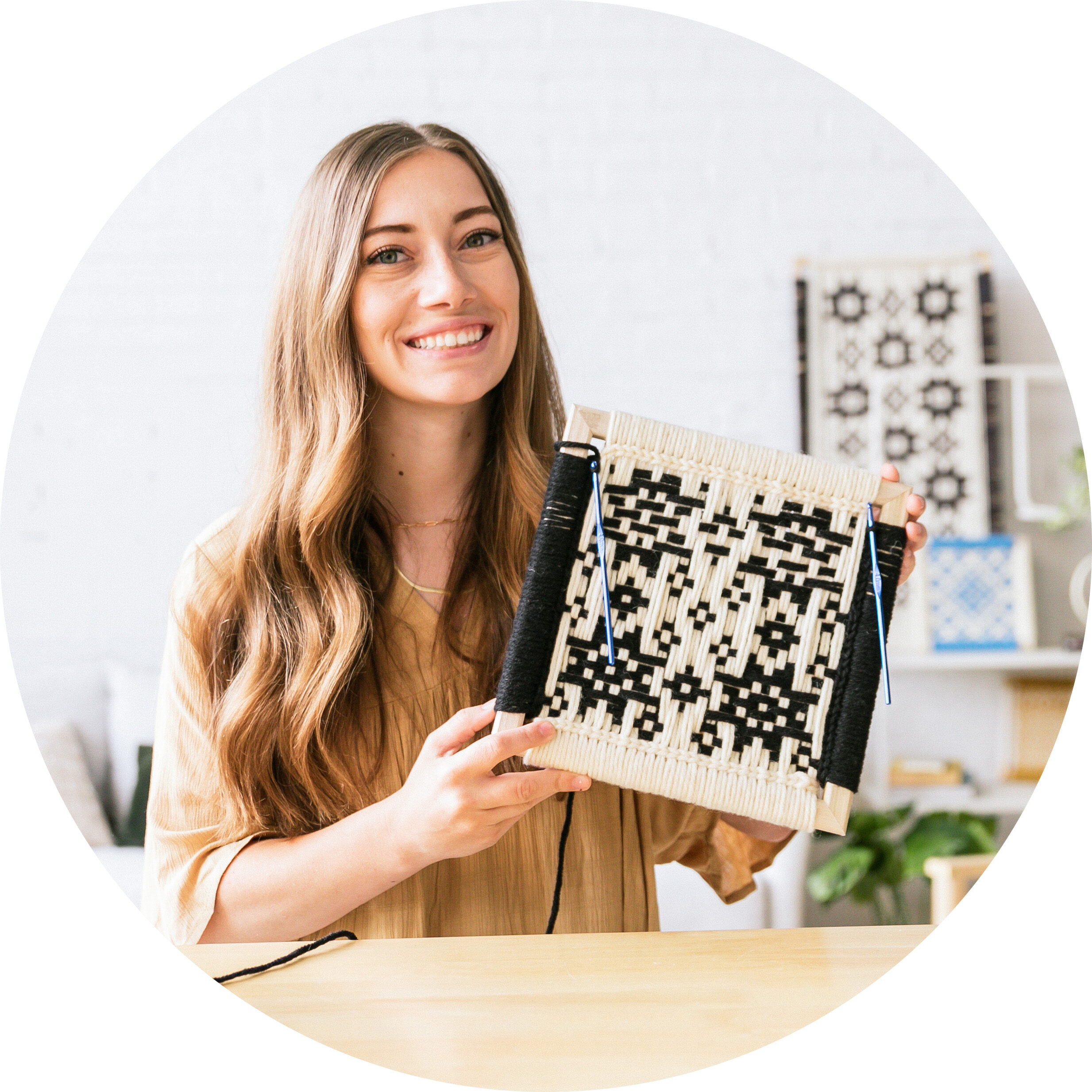 Frame Weaving | Lindsey Campbell Featured Artist, Instructor | The Crafter's Box