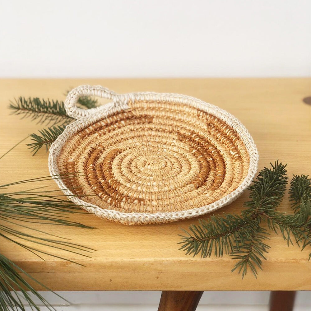 Basket Weaving Workshop by @craftimaven | Crafter