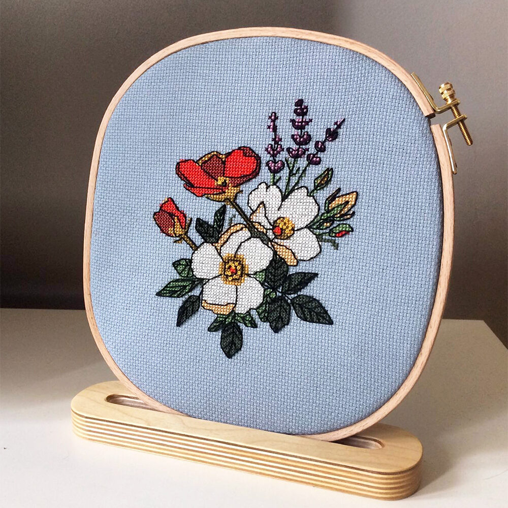 Crafter's Closet 4 Wooden Embroidery Hoop for Circle Cross Stitch