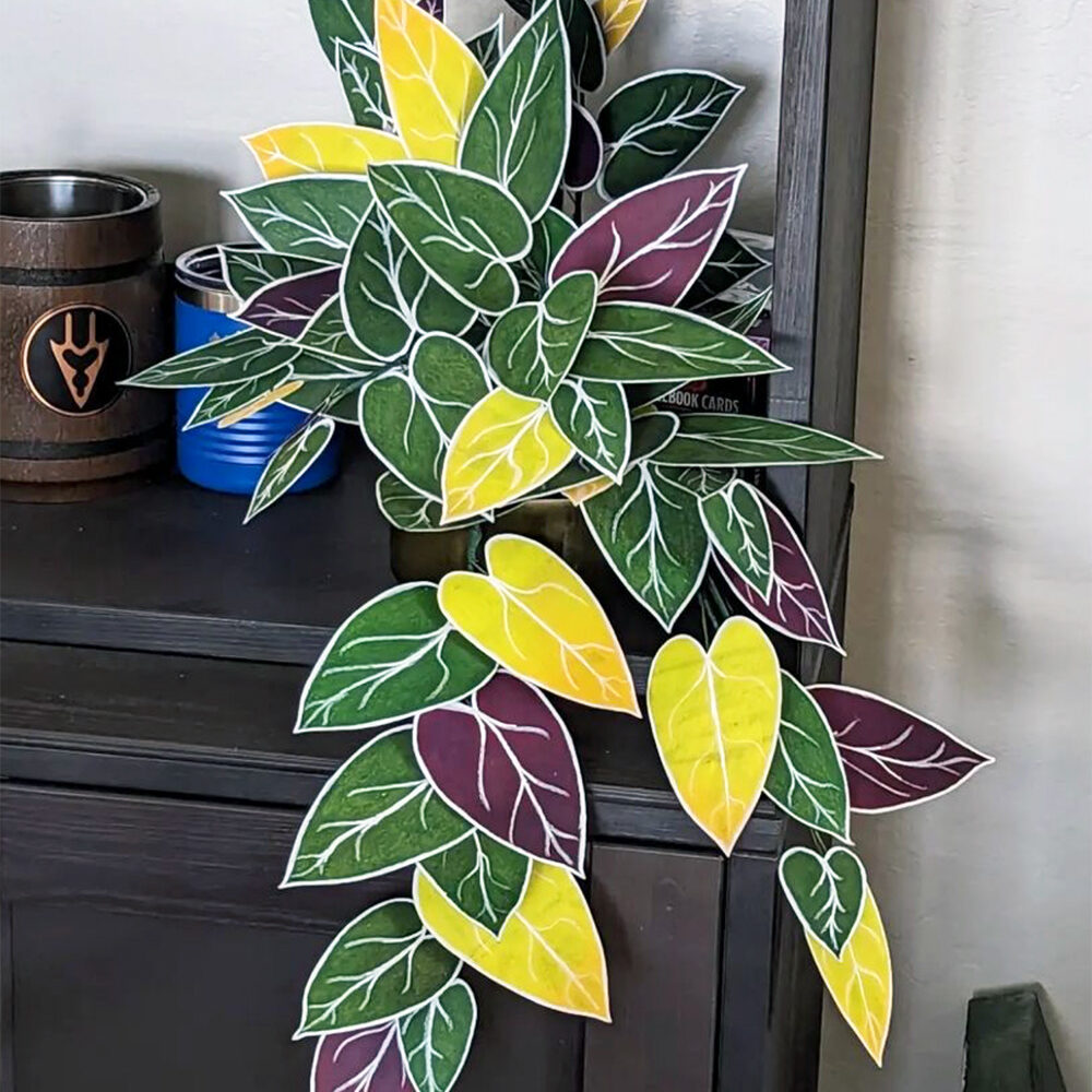 Handcrafted Paper Foliage Workshop by @lilianaavriel | Crafter